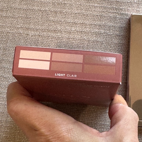 Patrick TA Major Dimension Essential Artistry Edit Eyeshadow Palette In Light - Picture 4 of 7